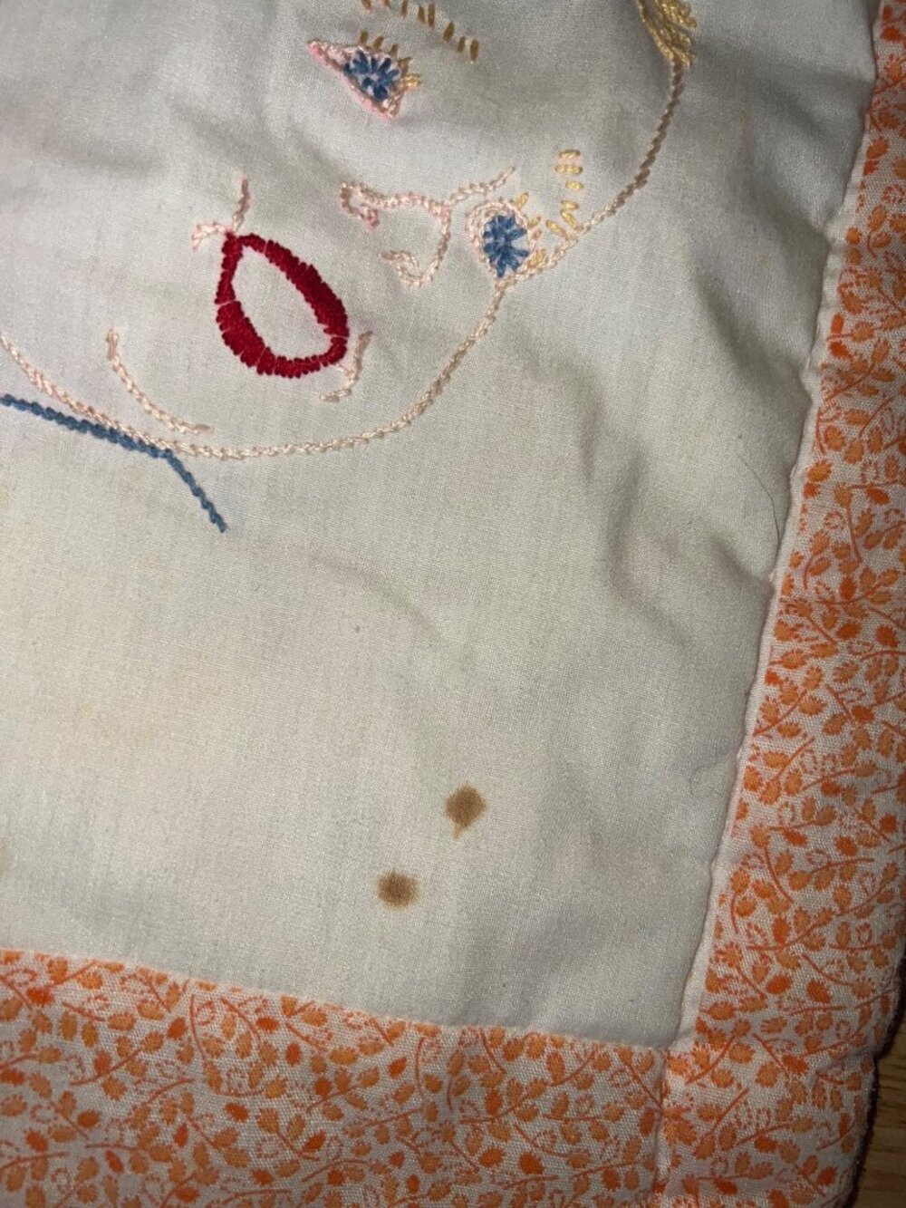 Vintage Handmade Baby Quilt Embroidered Baby Faces Orange Floral Border Unique - Picture 10 of 15